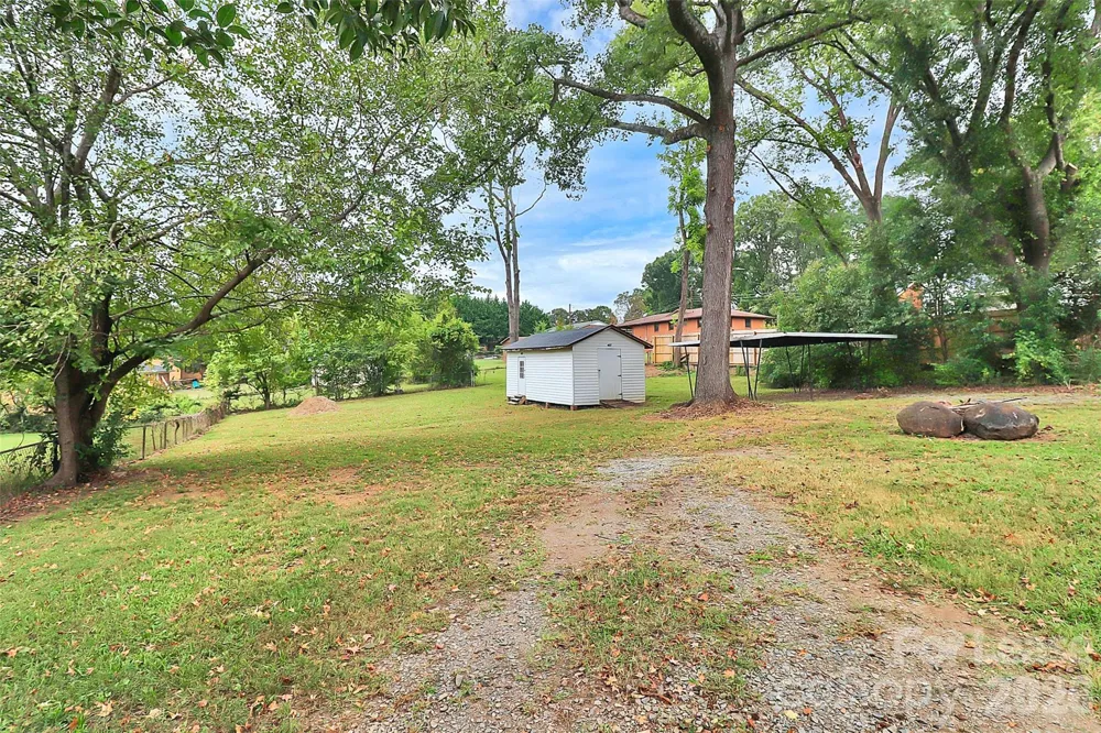 405 Pine Street Mount Holly, NC 28120