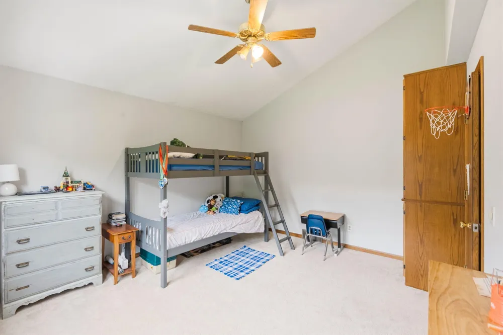 2331 Pheasant Avenue NW Walker City, MI 49534