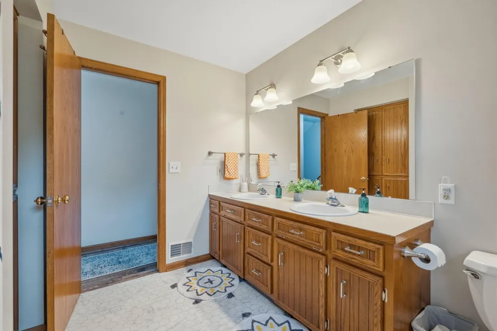2331 Pheasant Avenue NW Walker City, MI 49534