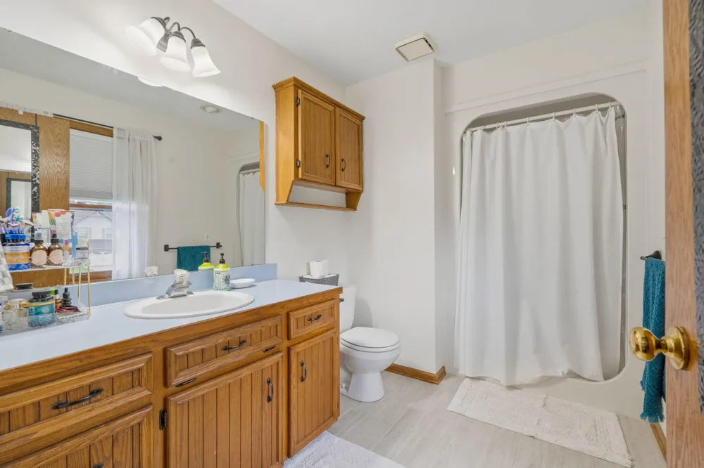 2331 Pheasant Avenue NW Walker City, MI 49534