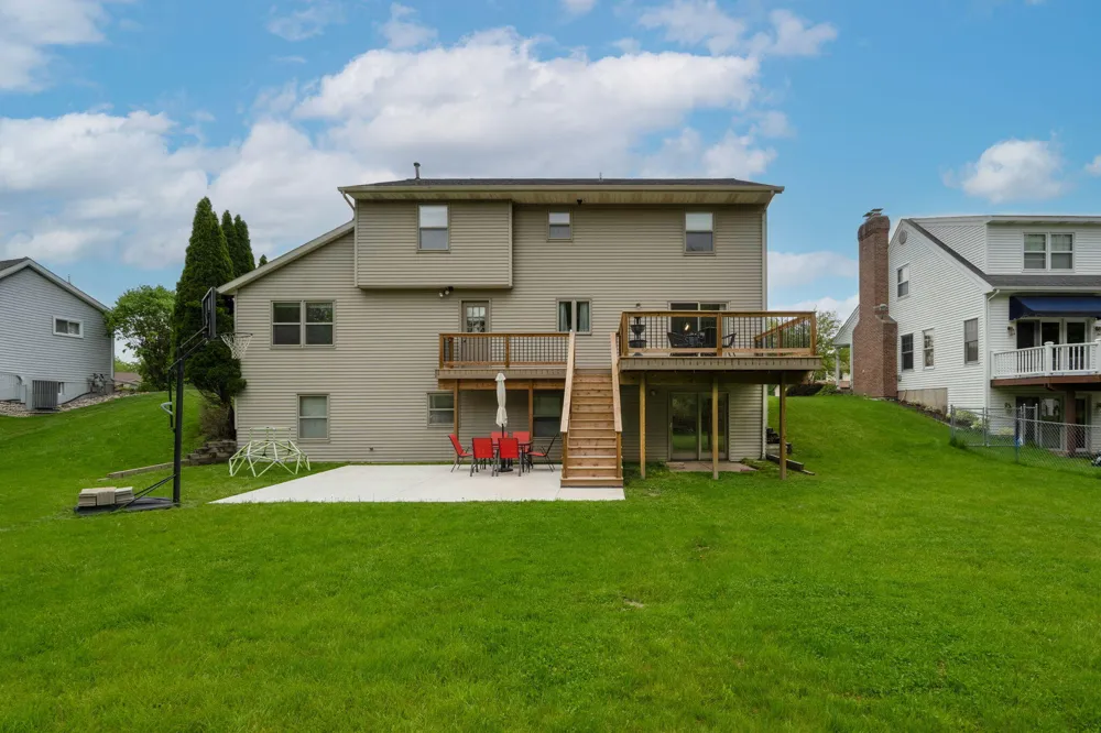 2331 Pheasant Avenue NW Walker City, MI 49534