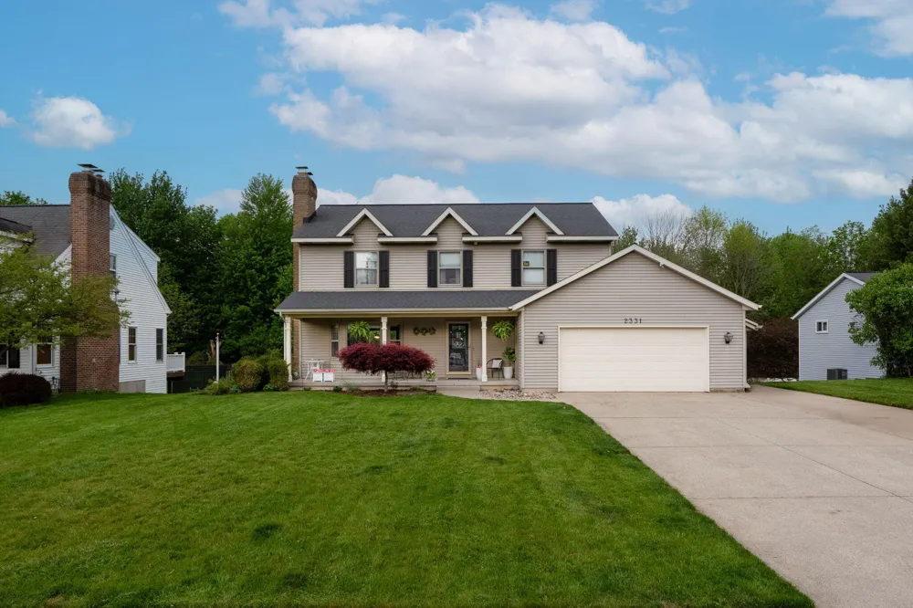 2331 Pheasant Avenue NW Walker City, MI 49534