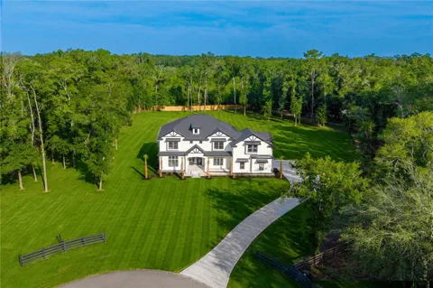 285 SW HERMITAGE GLEN