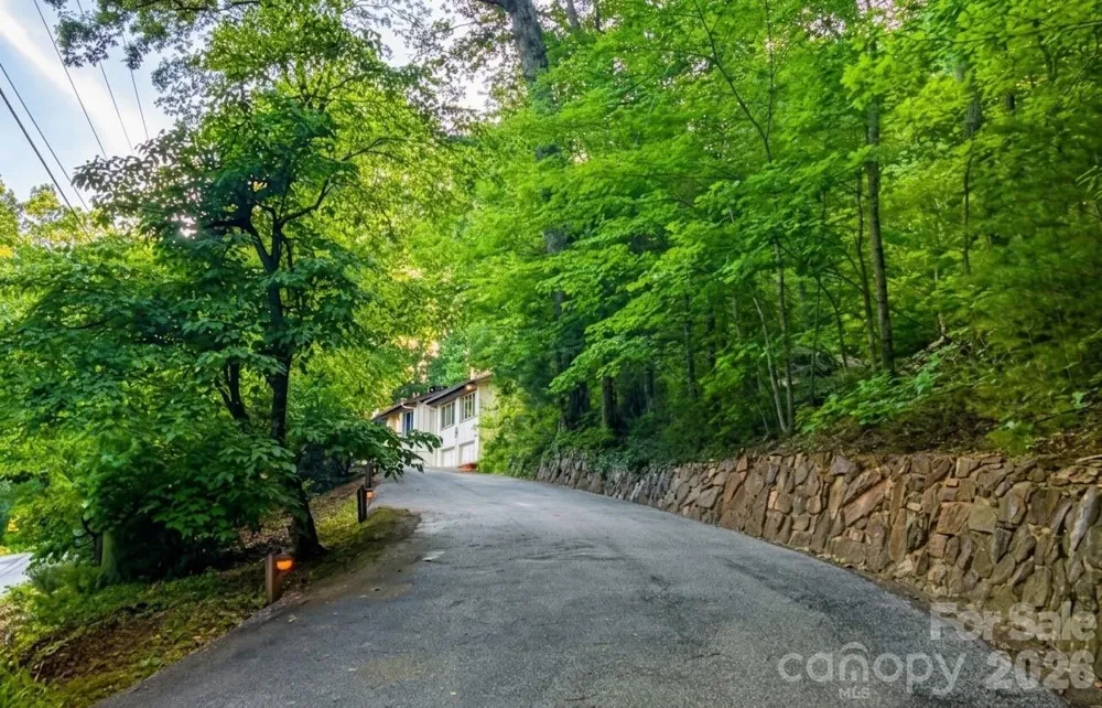 506 Country Club Road Tryon, NC 28782