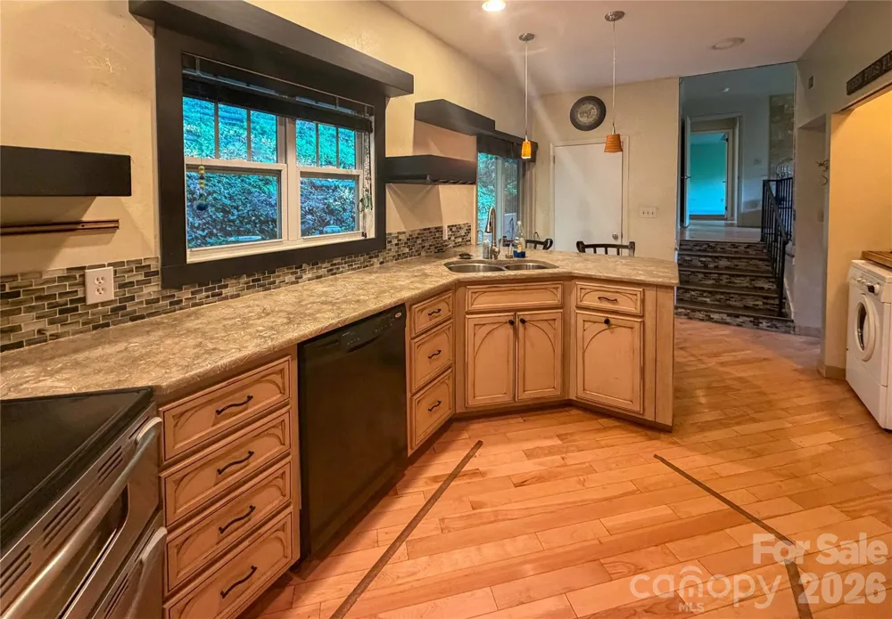 506 Country Club Road Tryon, NC 28782