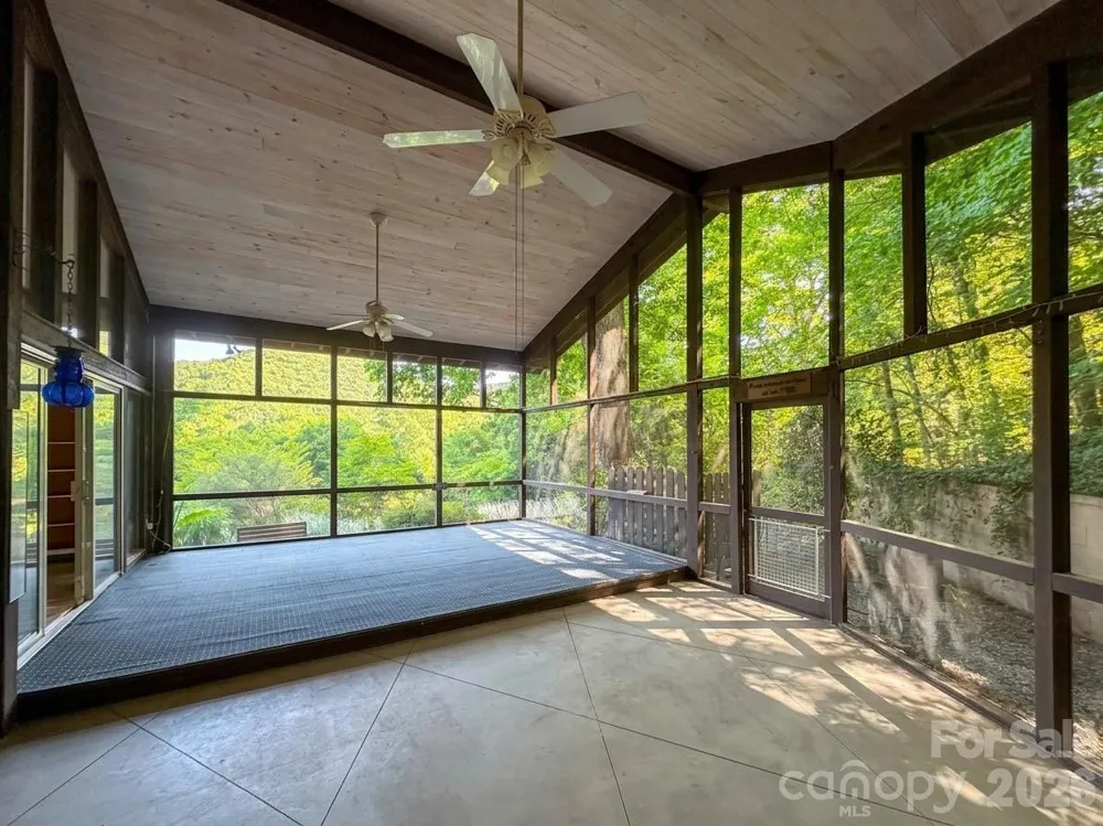 506 Country Club Road Tryon, NC 28782