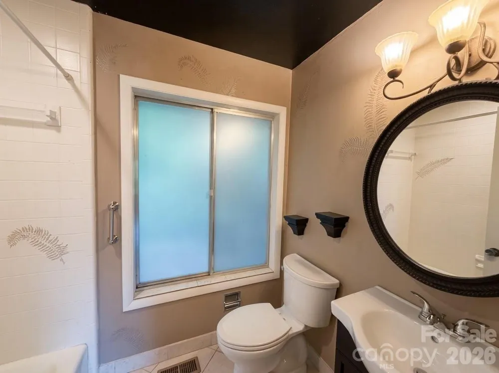 506 Country Club Road Tryon, NC 28782