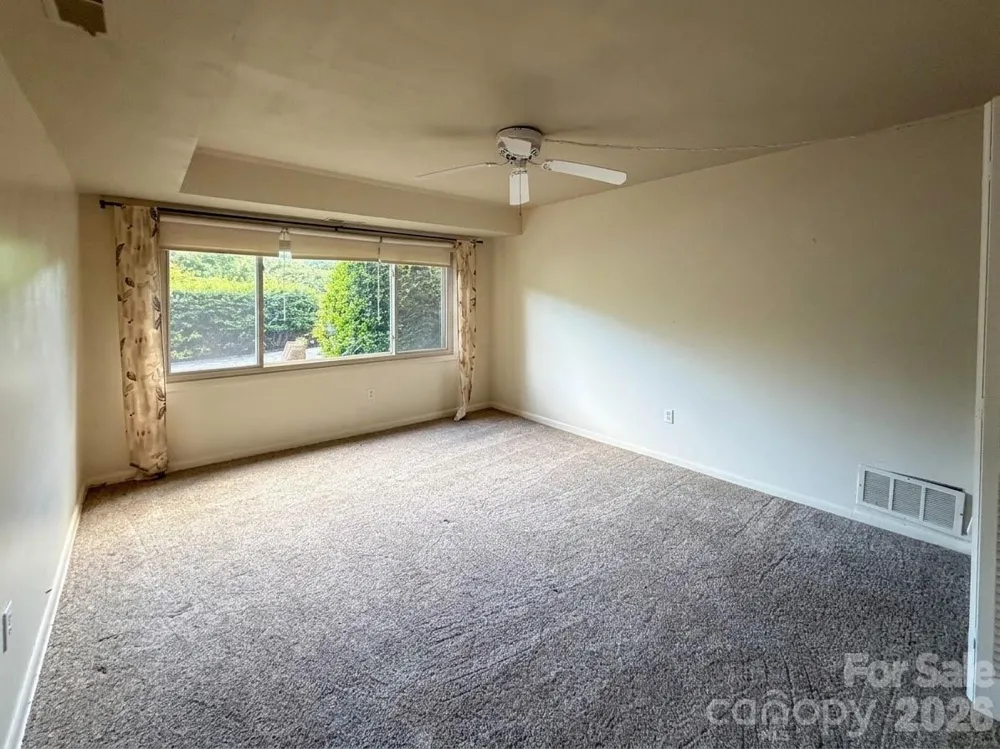506 Country Club Road Tryon, NC 28782