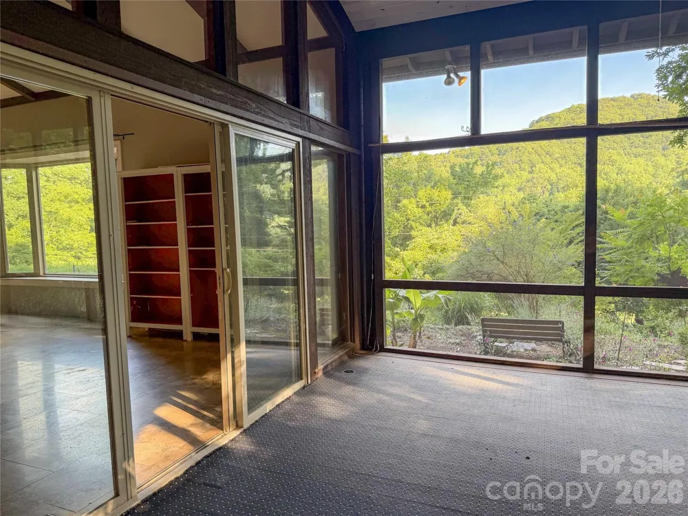 506 Country Club Road Tryon, NC 28782