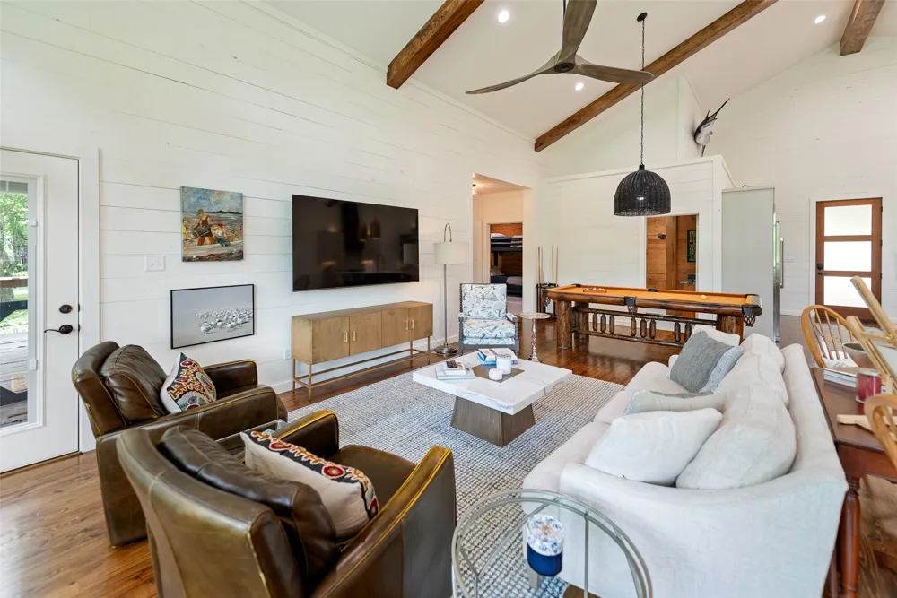 870 King Thomas Drive Scroggins, TX 75480