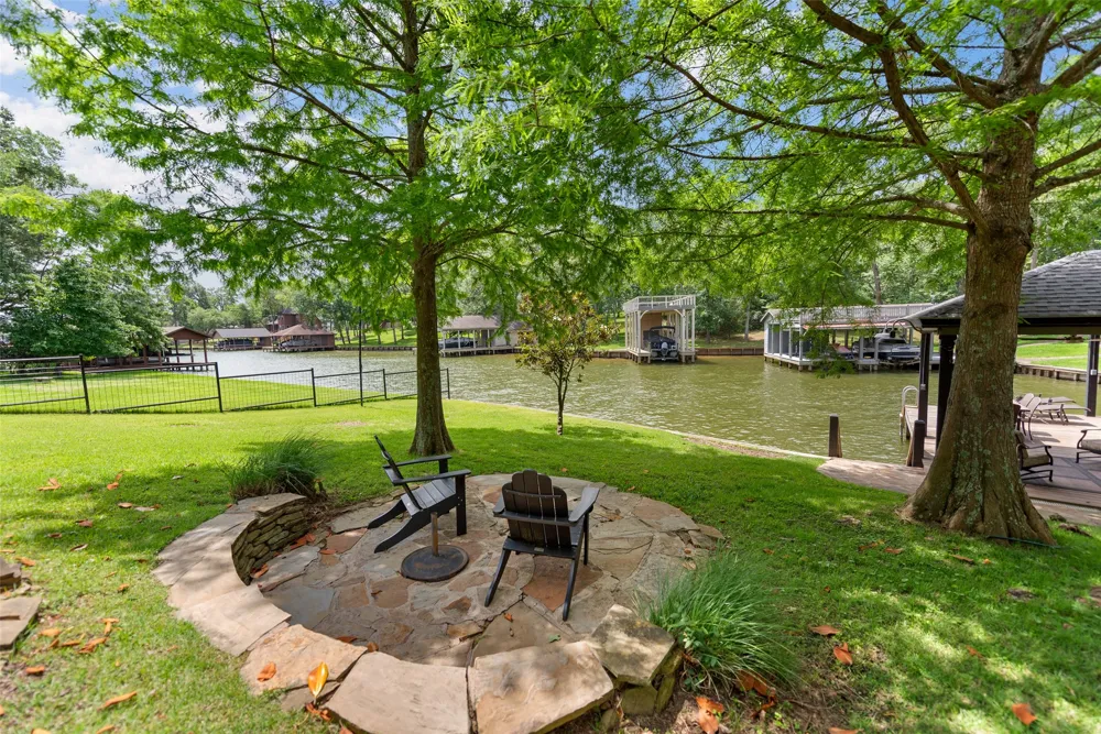 870 King Thomas Drive Scroggins, TX 75480