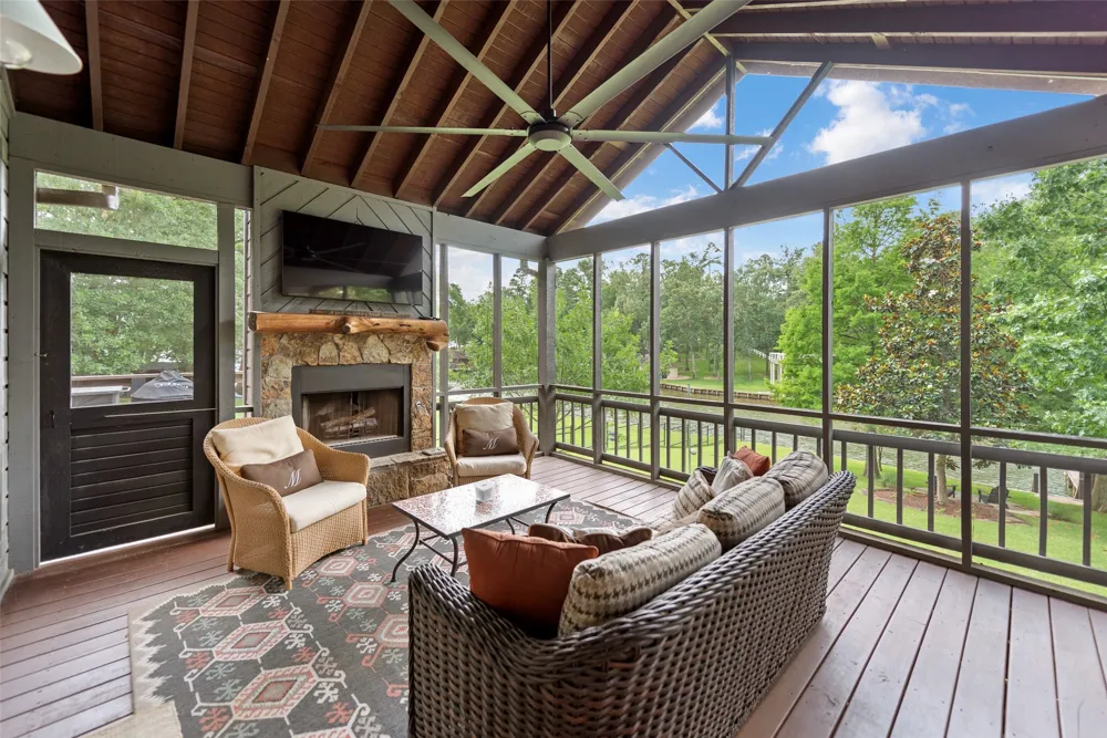 870 King Thomas Drive Scroggins, TX 75480