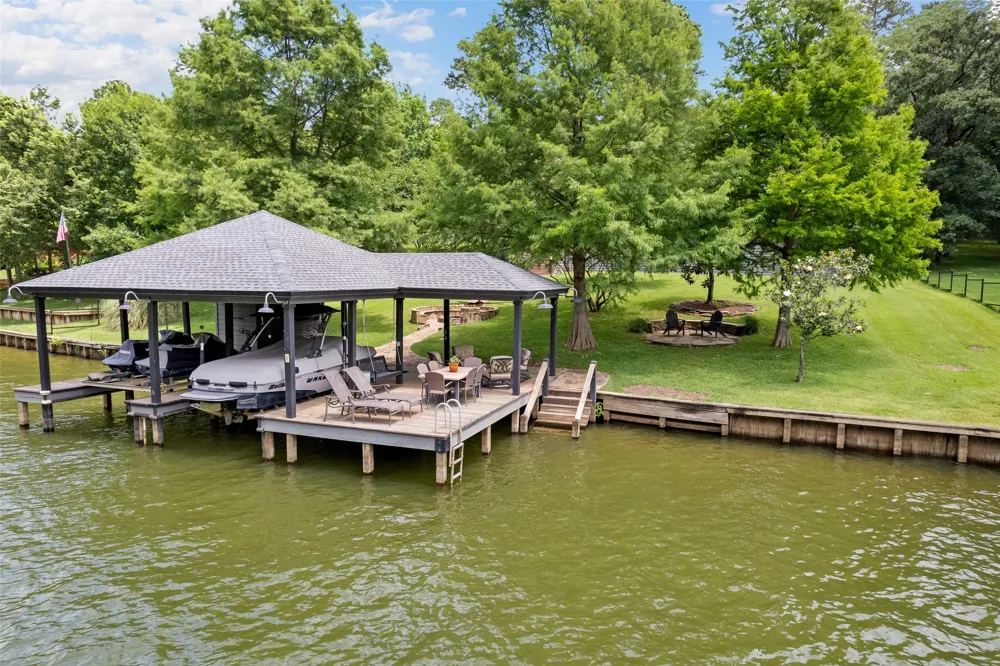870 King Thomas Drive Scroggins, TX 75480