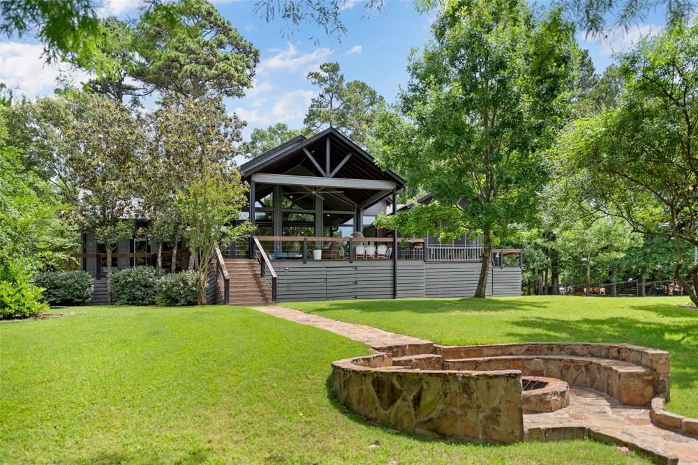 870 King Thomas Drive Scroggins, TX 75480