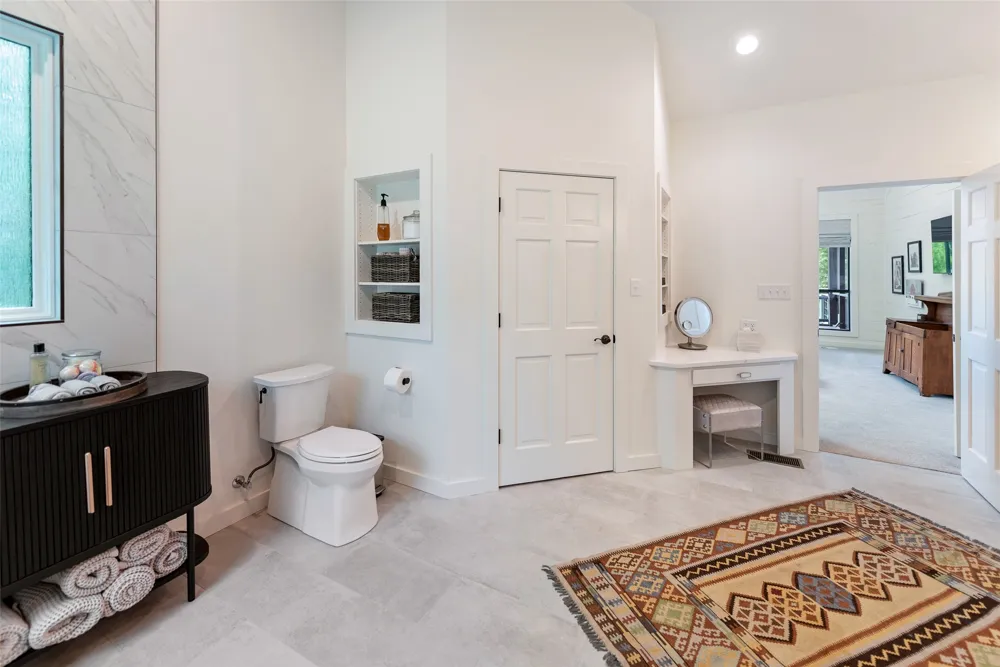 870 King Thomas Drive Scroggins, TX 75480
