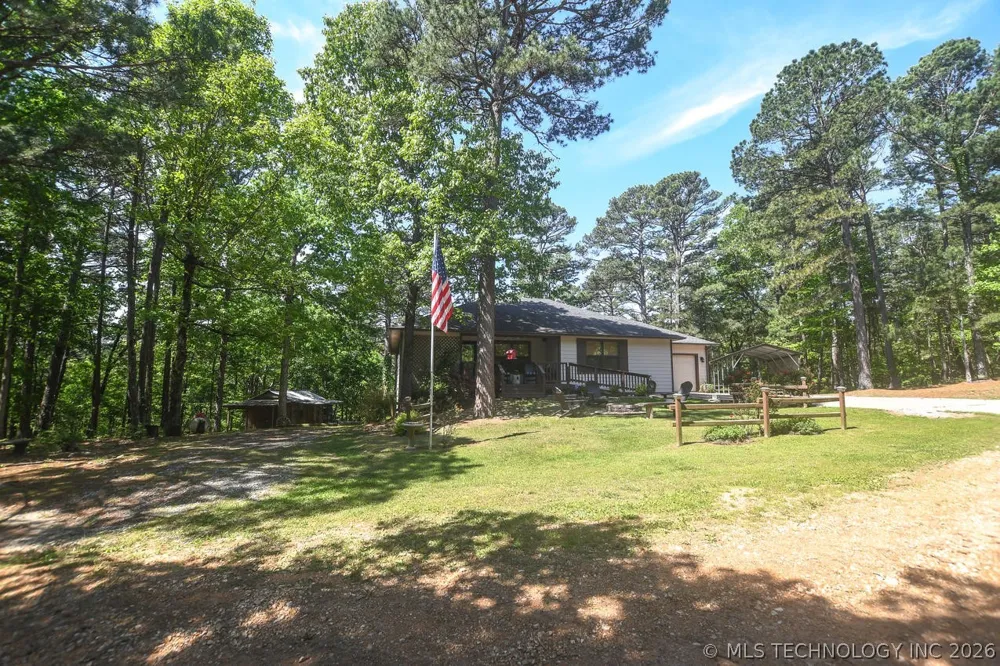 2548 Pine Tree Drive Kansas, OK 74347
