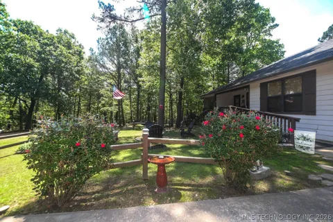 2548 Pine Tree Drive