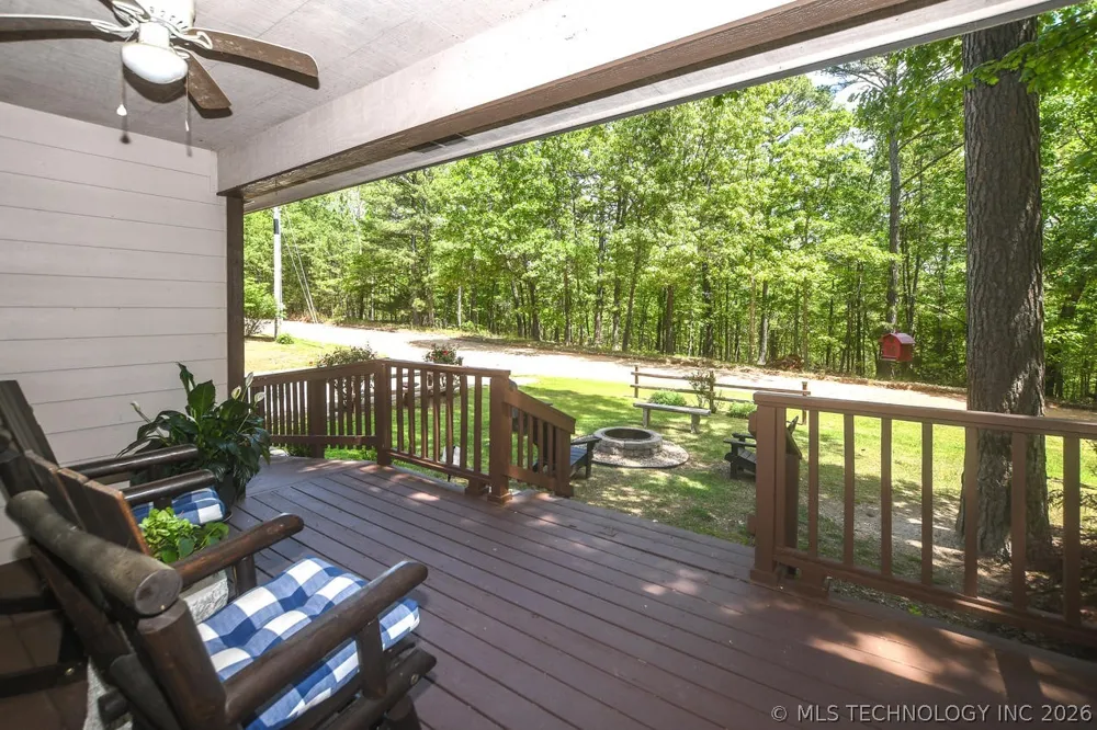 2548 Pine Tree Drive Kansas, OK 74347