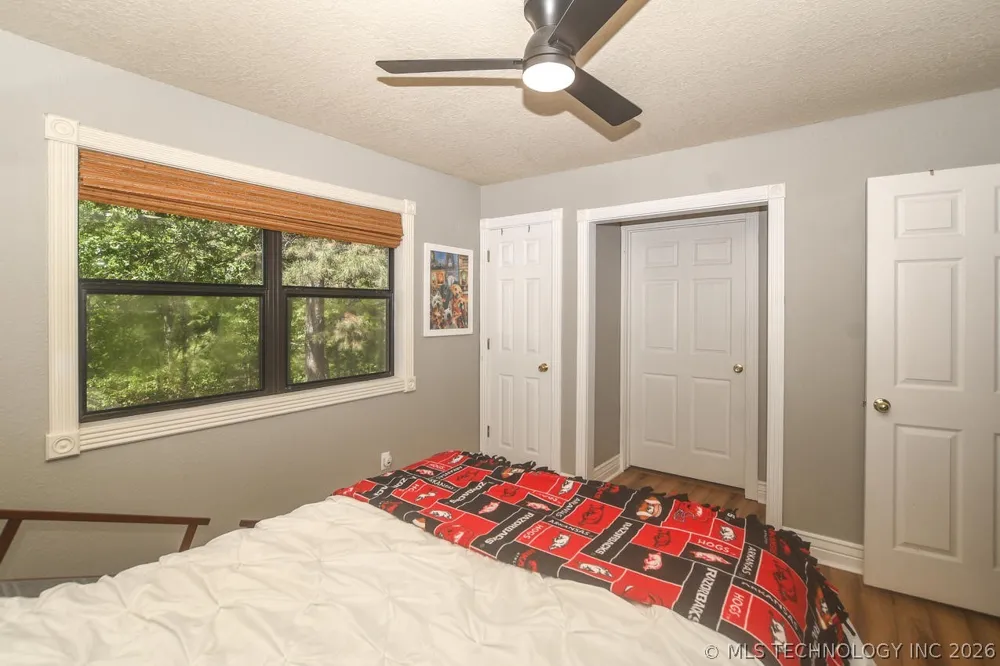 2548 Pine Tree Drive Kansas, OK 74347