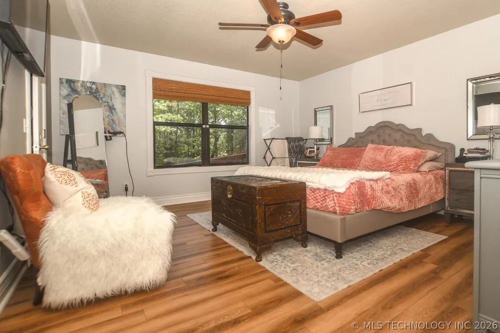 2548 Pine Tree Drive Kansas, OK 74347