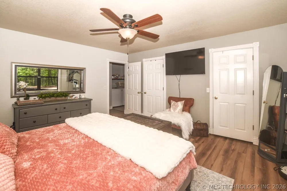 2548 Pine Tree Drive Kansas, OK 74347