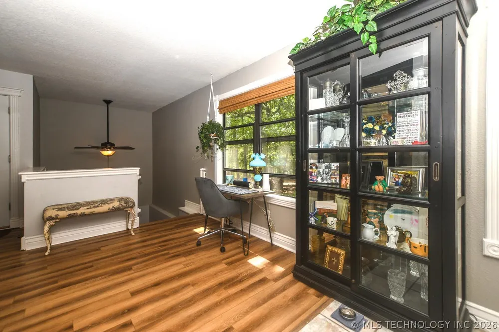 2548 Pine Tree Drive Kansas, OK 74347