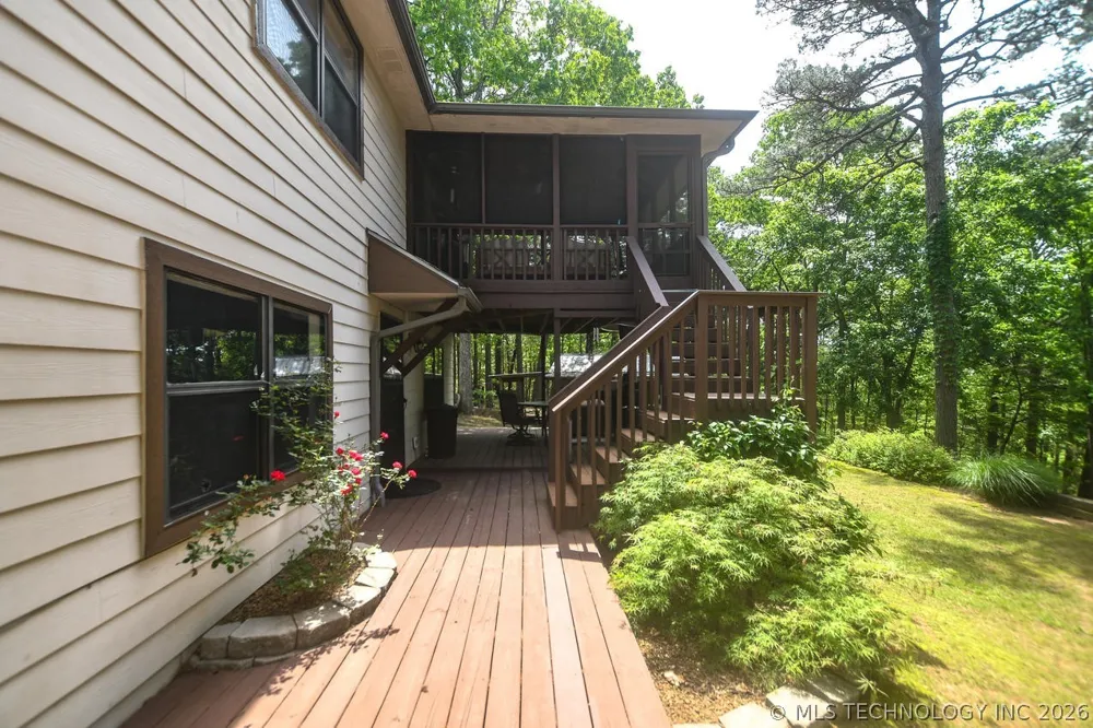 2548 Pine Tree Drive Kansas, OK 74347
