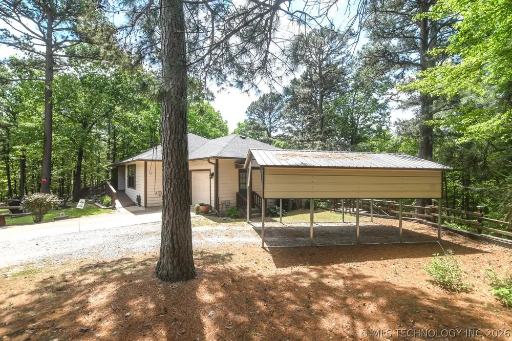 2548 Pine Tree Drive Kansas, OK 74347