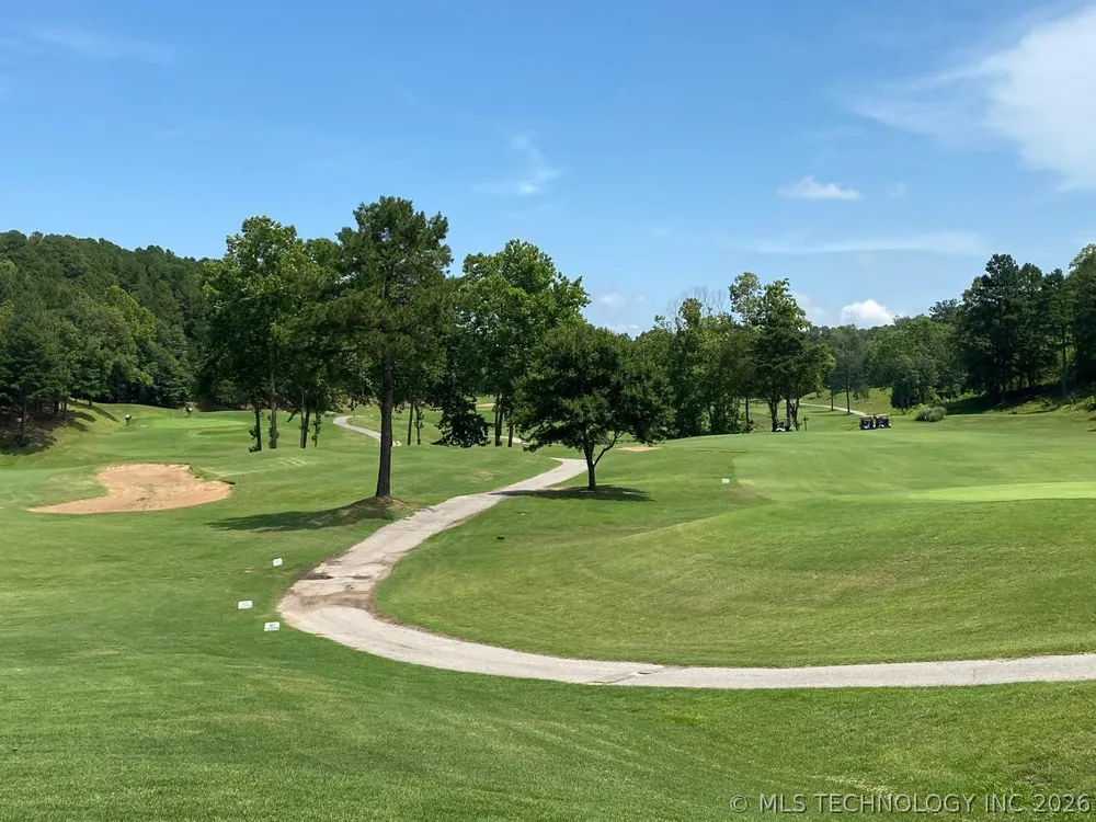 2548 Pine Tree Drive Kansas, OK 74347
