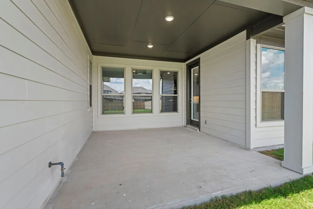 228 Pacific Grove Circle Liberty Hill, TX 78642