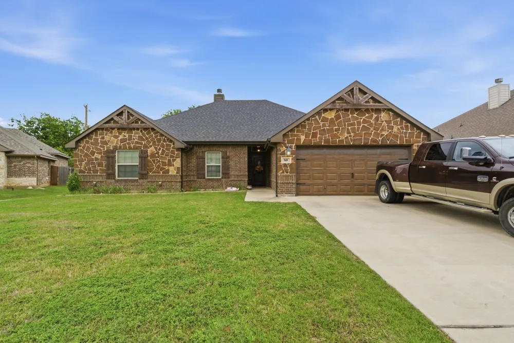 940 Elk Rdg Drive Stephenville, TX 76401