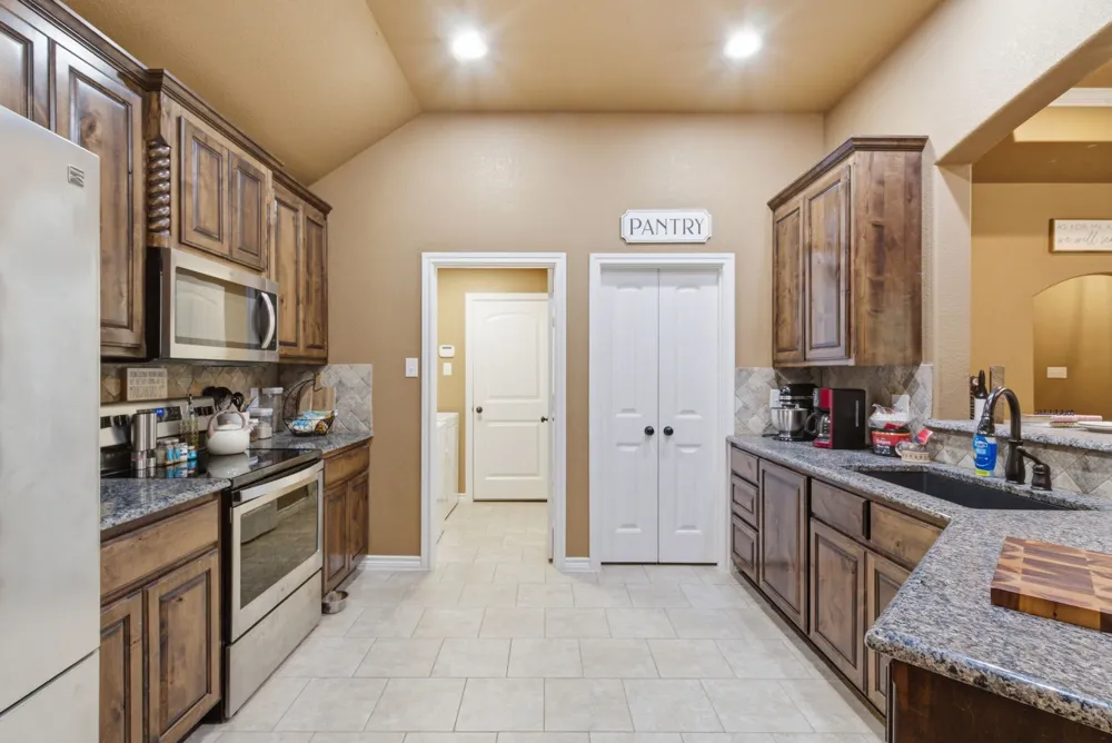 940 Elk Rdg Drive Stephenville, TX 76401