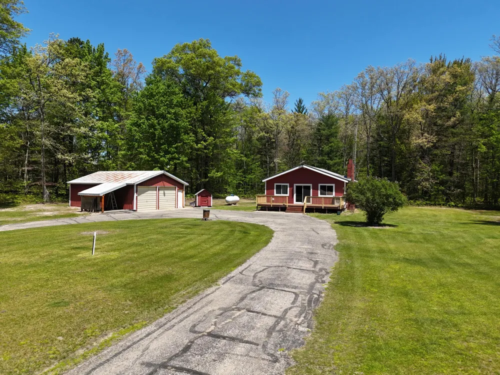 663 Seaman Road Wellston, MI 49689