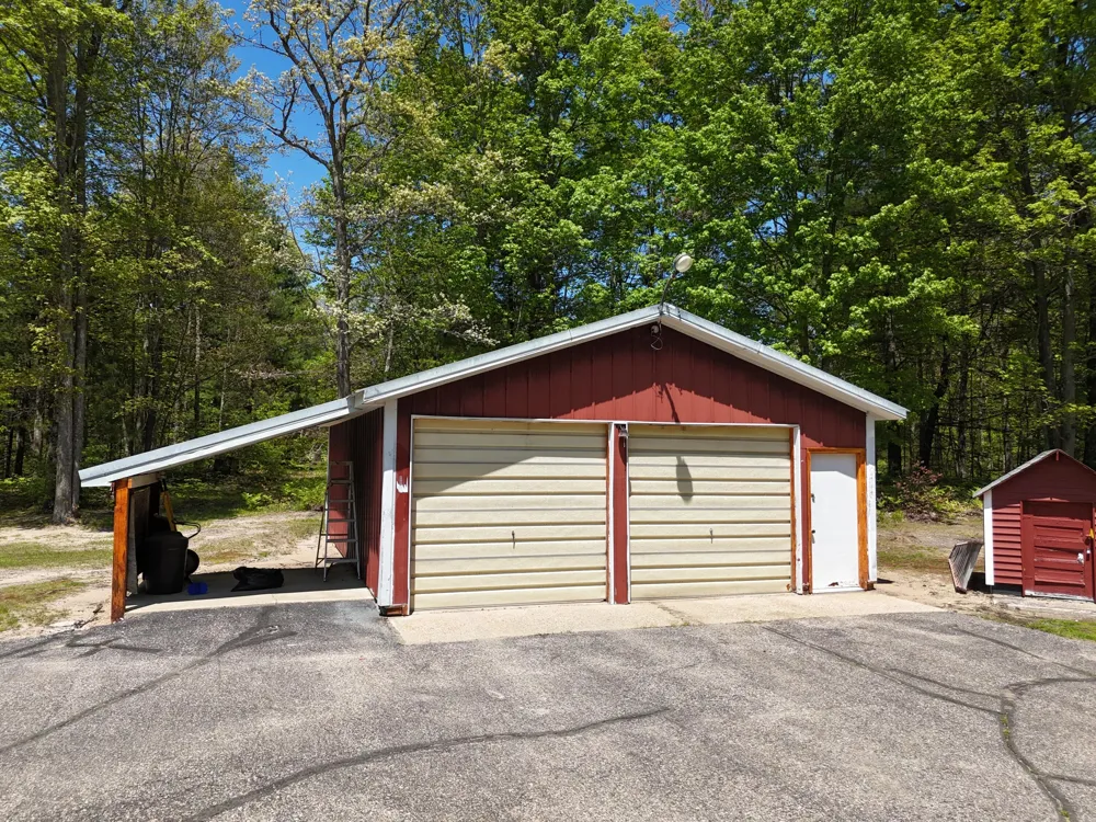 663 Seaman Road Wellston, MI 49689