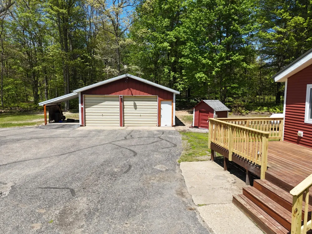 663 Seaman Road Wellston, MI 49689