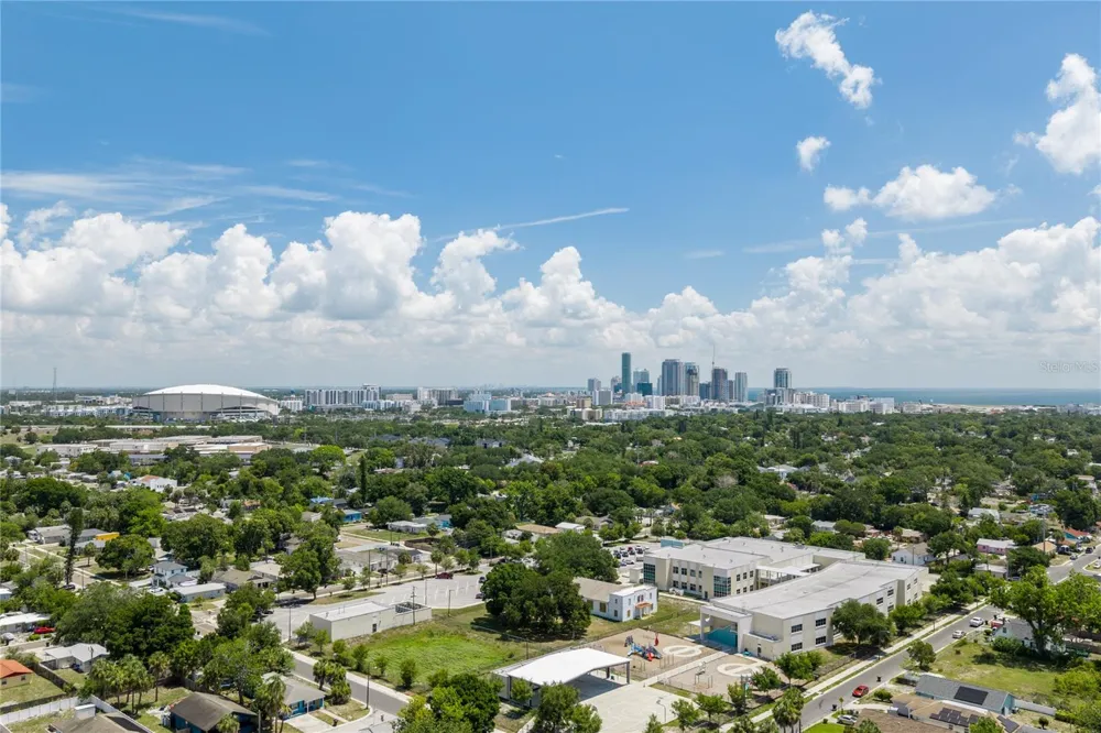 2001 15TH AVENUE S St Petersburg, FL 33712
