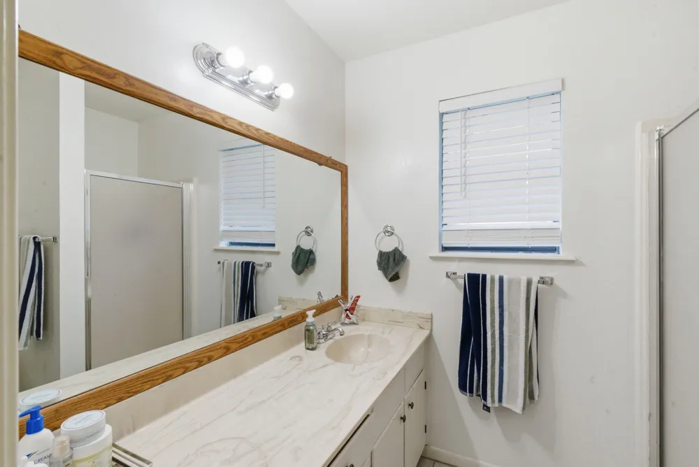209 Moonlight- Trail Stephenville, TX 76401