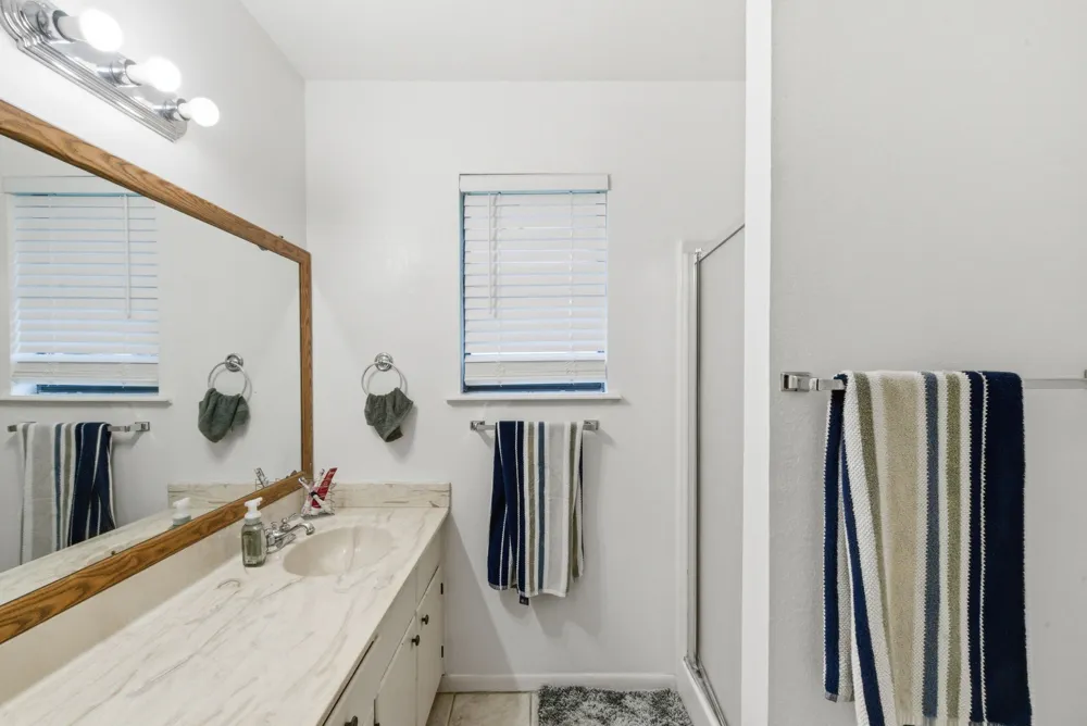 209 Moonlight- Trail Stephenville, TX 76401