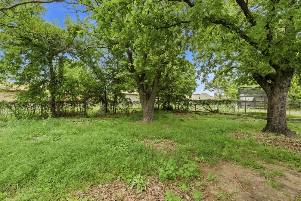 209 Moonlight- Trail Stephenville, TX 76401