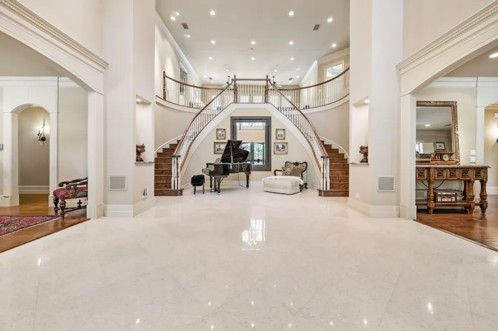 331 S White Chapel Boulevard Southlake, TX 76092