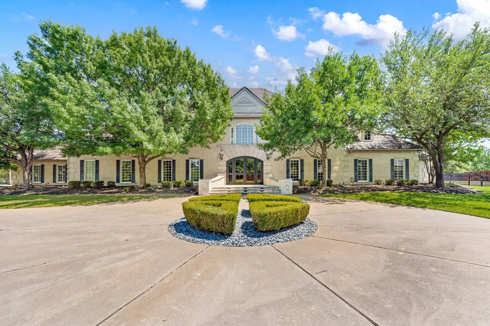 331 S White Chapel Boulevard Southlake, TX 76092