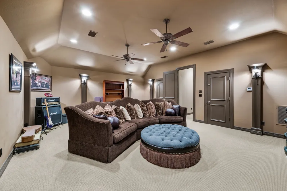 331 S White Chapel Boulevard Southlake, TX 76092