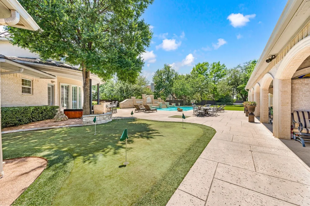 331 S White Chapel Boulevard Southlake, TX 76092