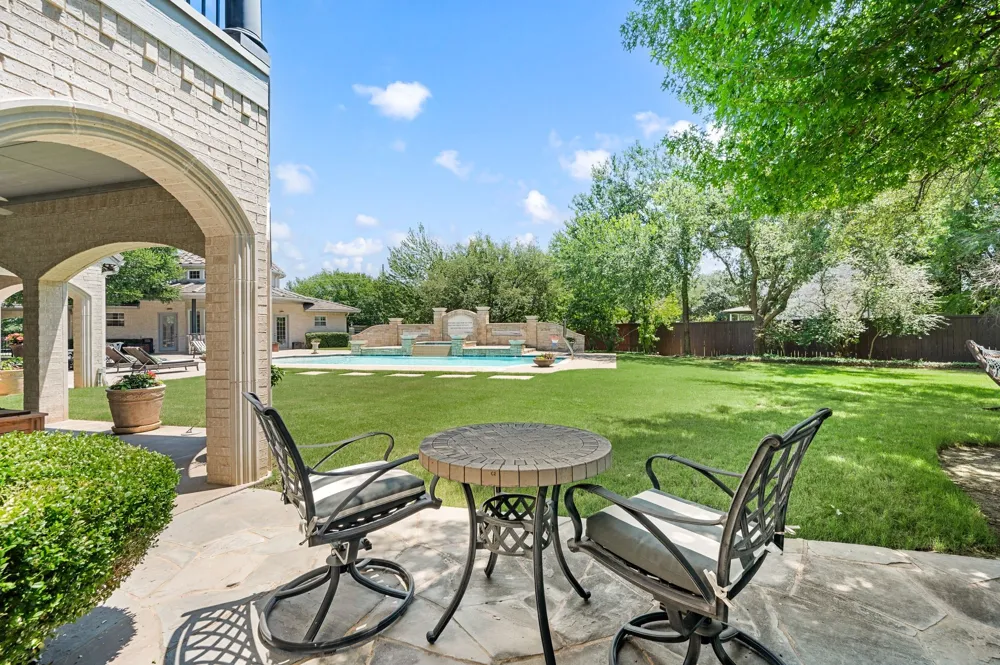331 S White Chapel Boulevard Southlake, TX 76092