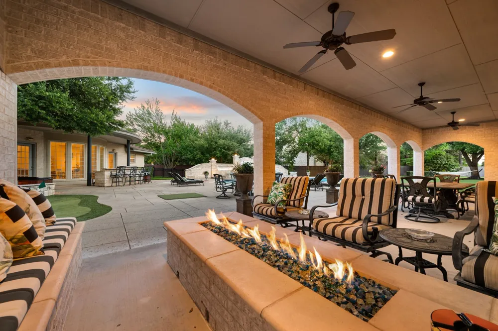 331 S White Chapel Boulevard Southlake, TX 76092