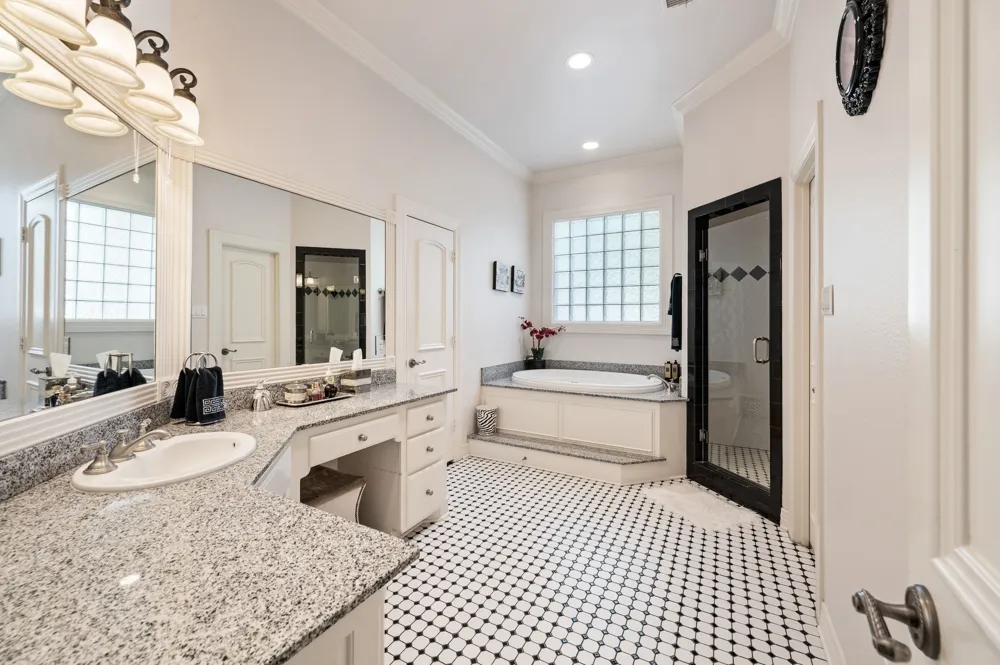 331 S White Chapel Boulevard Southlake, TX 76092