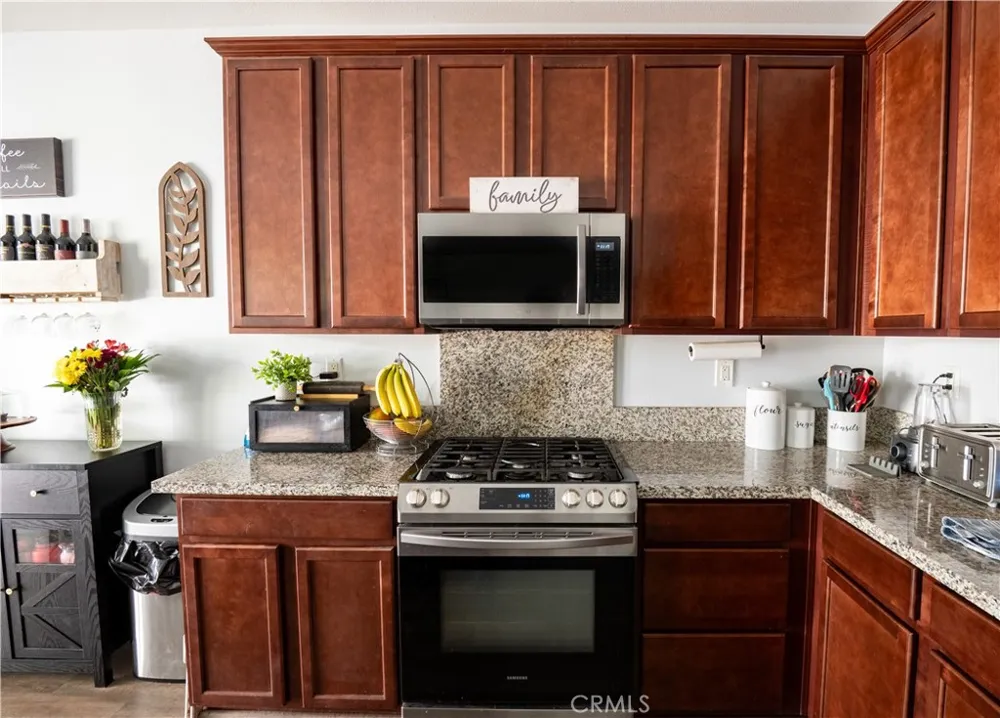 3651 Bilberry San Bernardino, CA 92407