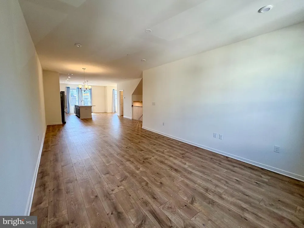 45948 SWALLOW TERRACE Sterling, VA 20165