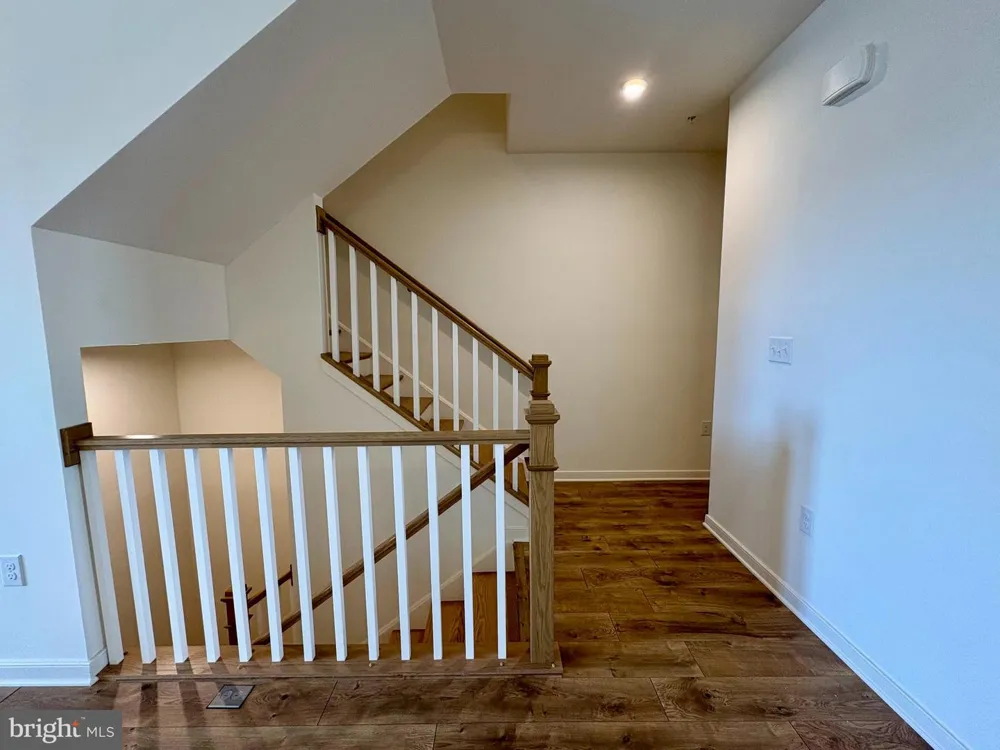 45948 SWALLOW TERRACE Sterling, VA 20165