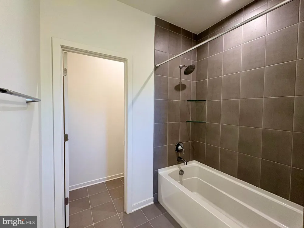 45948 SWALLOW TERRACE Sterling, VA 20165
